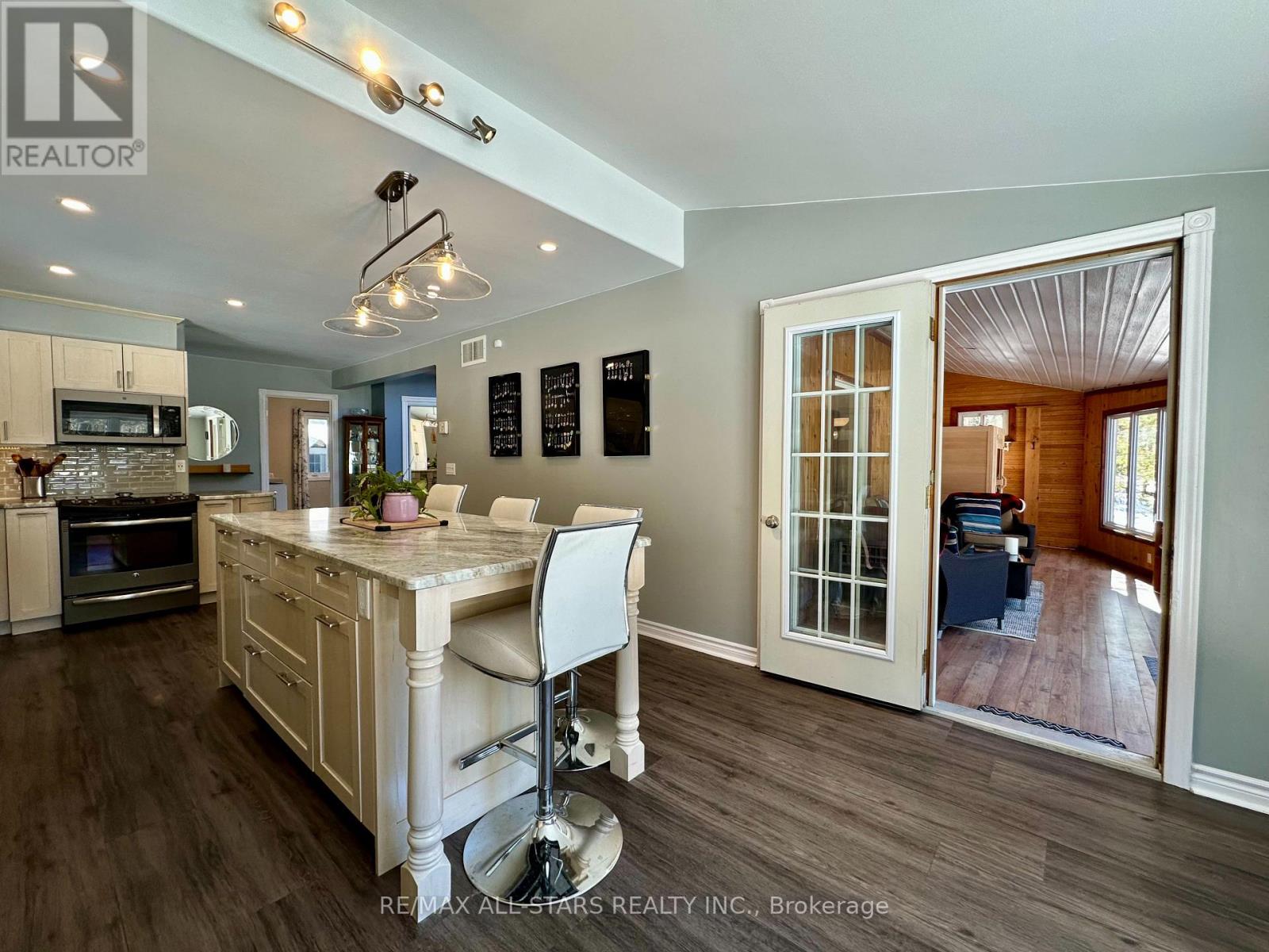 398 Edwina Drive, Trent Lakes, Ontario  K0M 1A0 - Photo 11 - X12862168