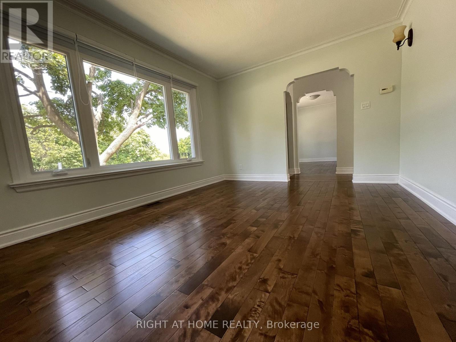 230 Martin Grove Road, Toronto, Ontario  M9B 4L4 - Photo 10 - W12871660