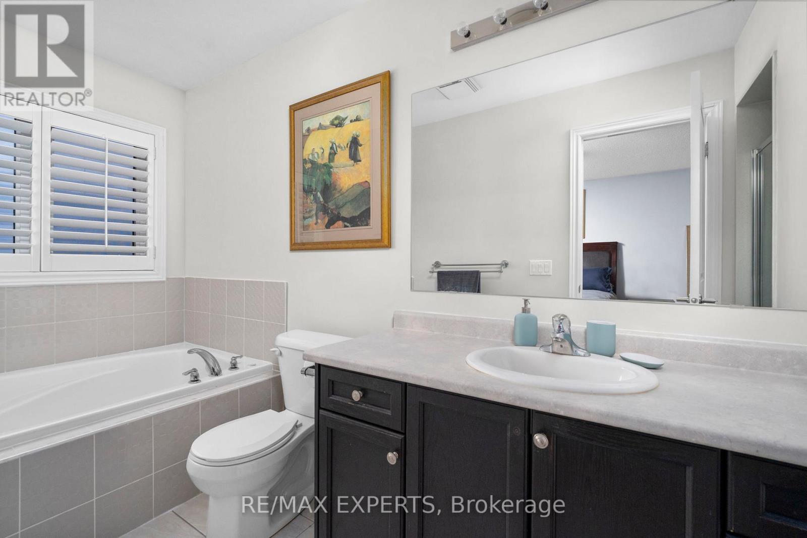 21 Ypres Road, Toronto, Ontario  M6M 1N9 - Photo 19 - W12961820