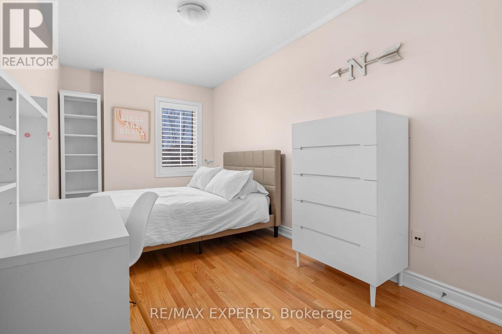 21 Ypres Road, Toronto, Ontario  M6M 1N9 - Photo 21 - W12961820