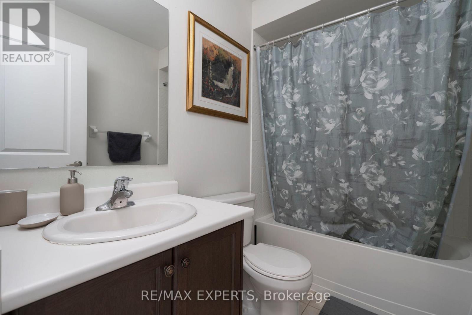 21 Ypres Road, Toronto, Ontario  M6M 1N9 - Photo 25 - W12961820