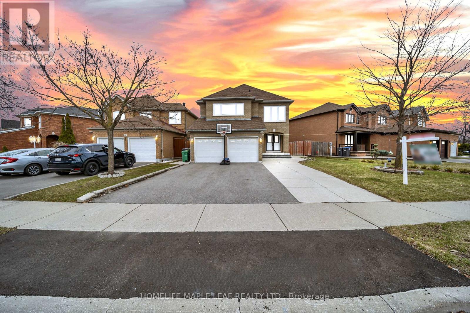 87 SOFTNEEDLE AVENUE, Brampton, Ontario