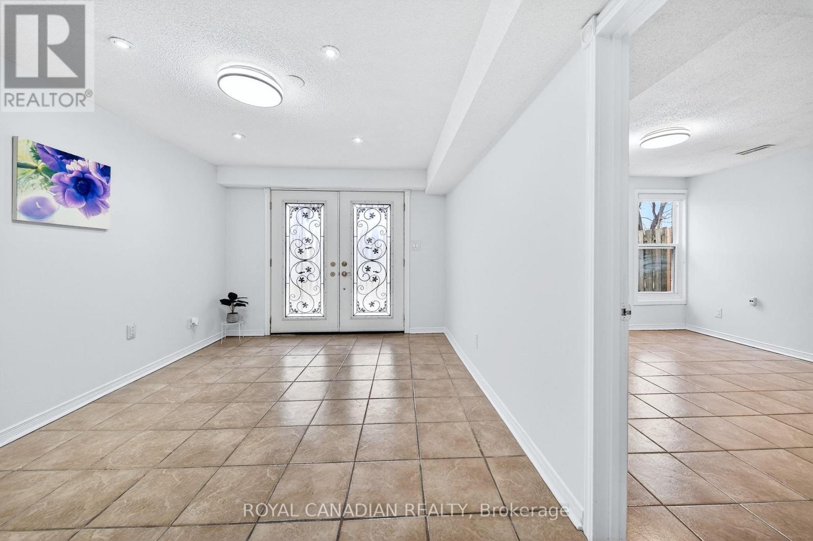 44 Rushmore Crescent, Brampton, Ontario  L6Z 1R2 - Photo 48 - W12961836