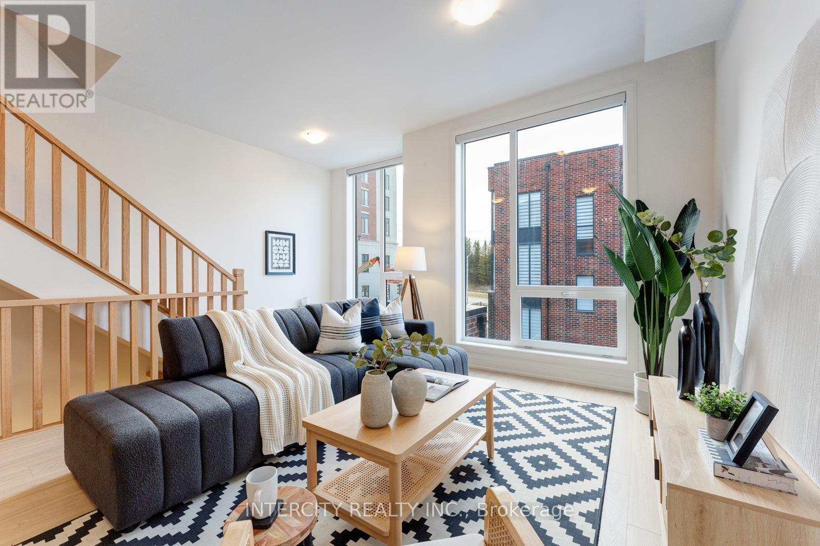 19 Desiree Place, Caledon, Ontario  L7E 4L2 - Photo 10 - W12961840