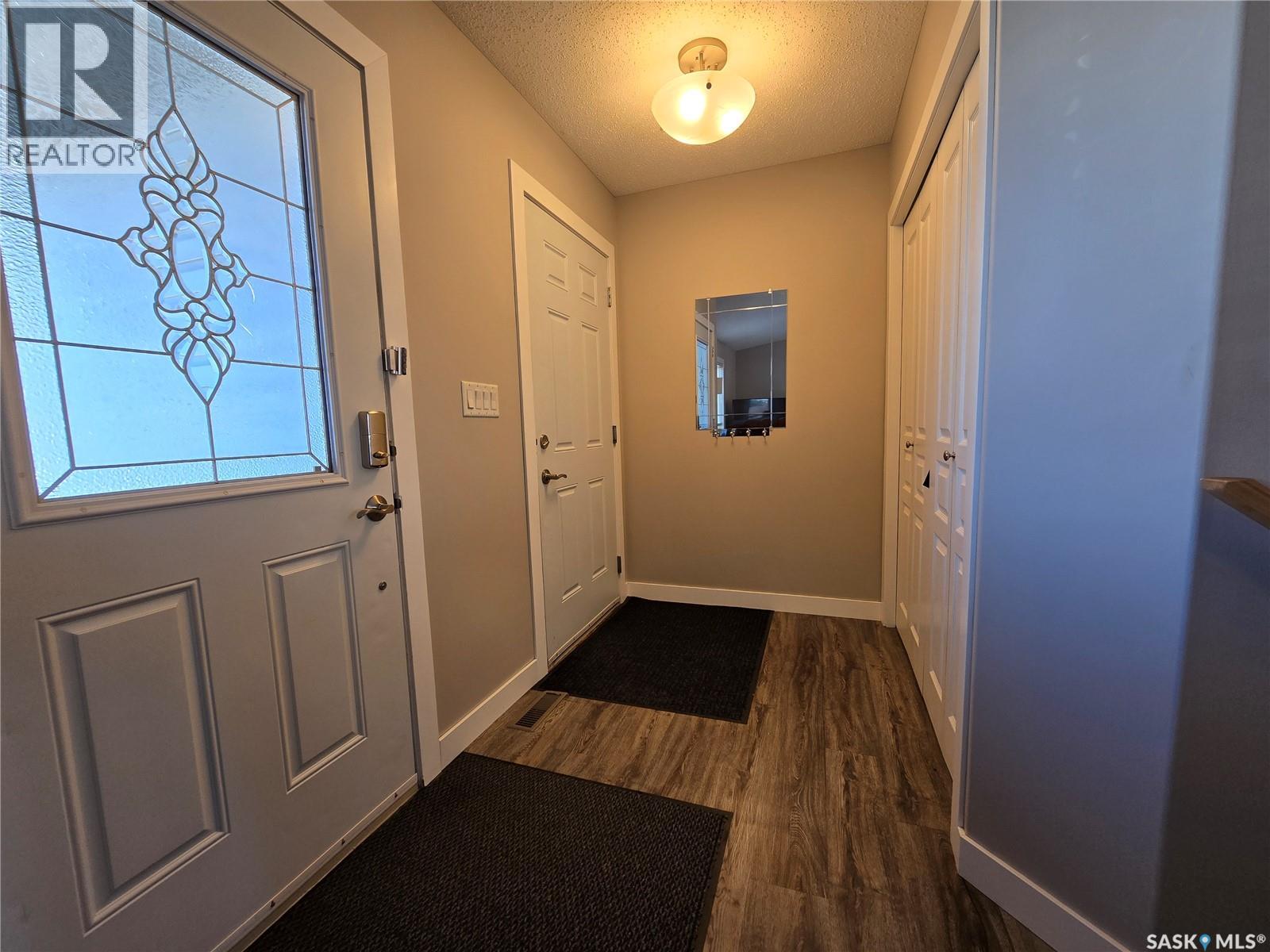 752 Mctaggart Drive, Weyburn, Saskatchewan  S4H 3M6 - Photo 18 - SK032195