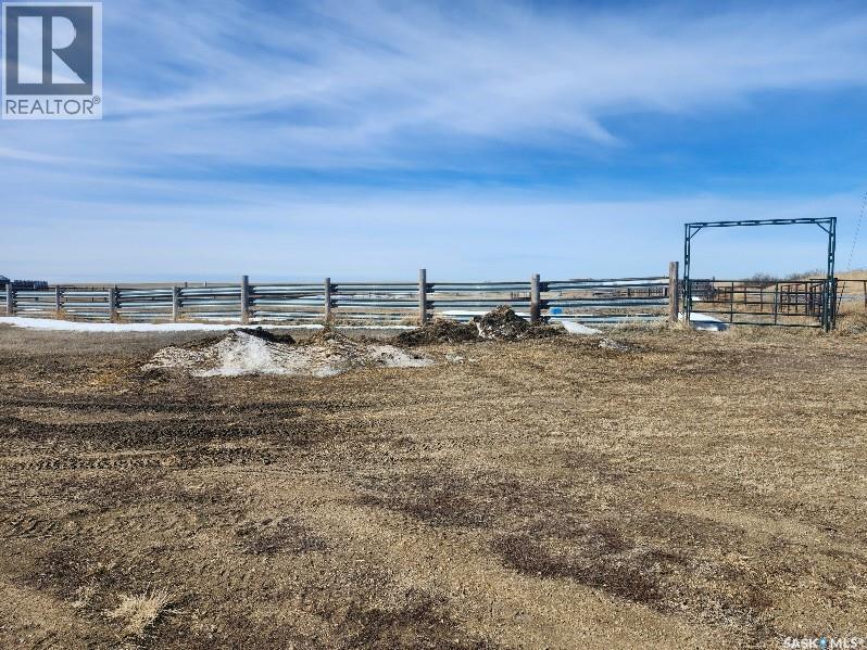 Rapley Arena Quarter, Val Marie Rm No. 17, Saskatchewan  S0N 0N0 - Photo 2 - SK032178