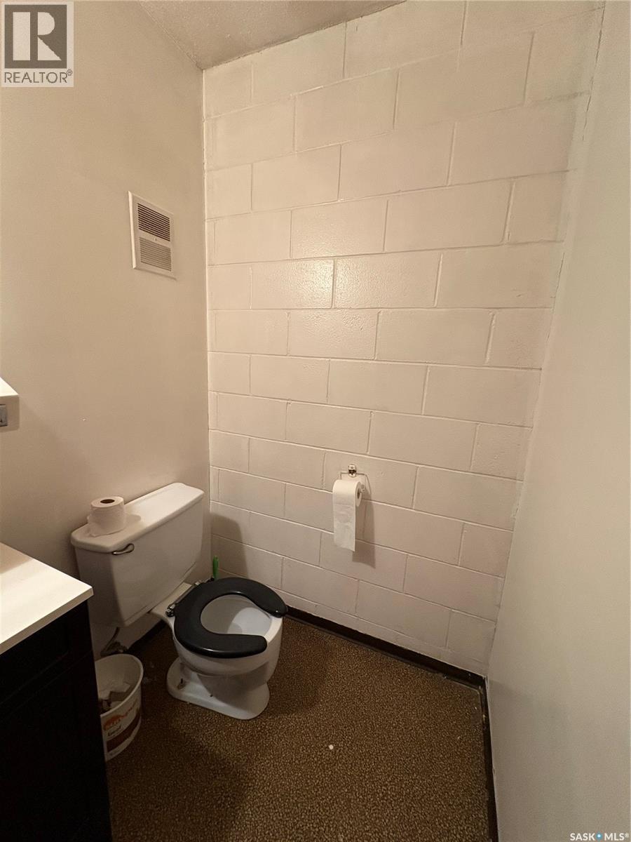 310 Main Street N, Ituna, Saskatchewan  S0A 1N0 - Photo 12 - SK032161