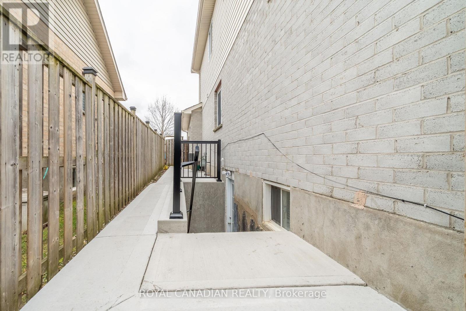 1723 Stackhouse Avenue, London North, Ontario  N5X 4H9 - Photo 46 - X12961804