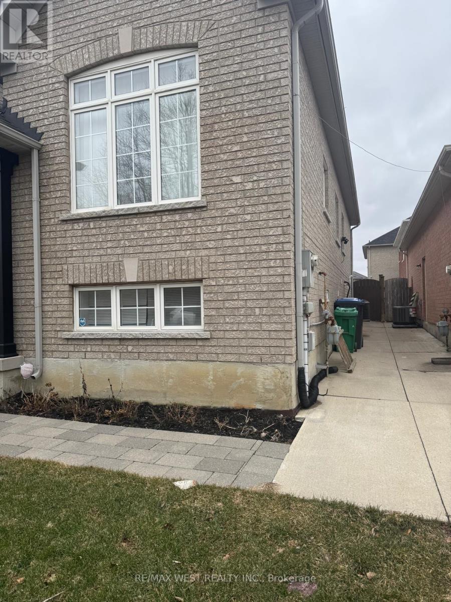 Unknown Address, ,     - Photo 2 - W12961576