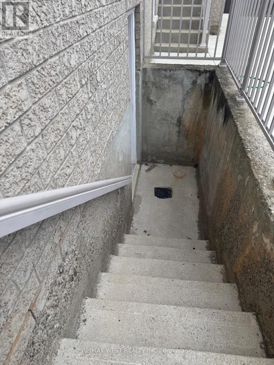 Unknown Address, ,     - Photo 3 - W12961576