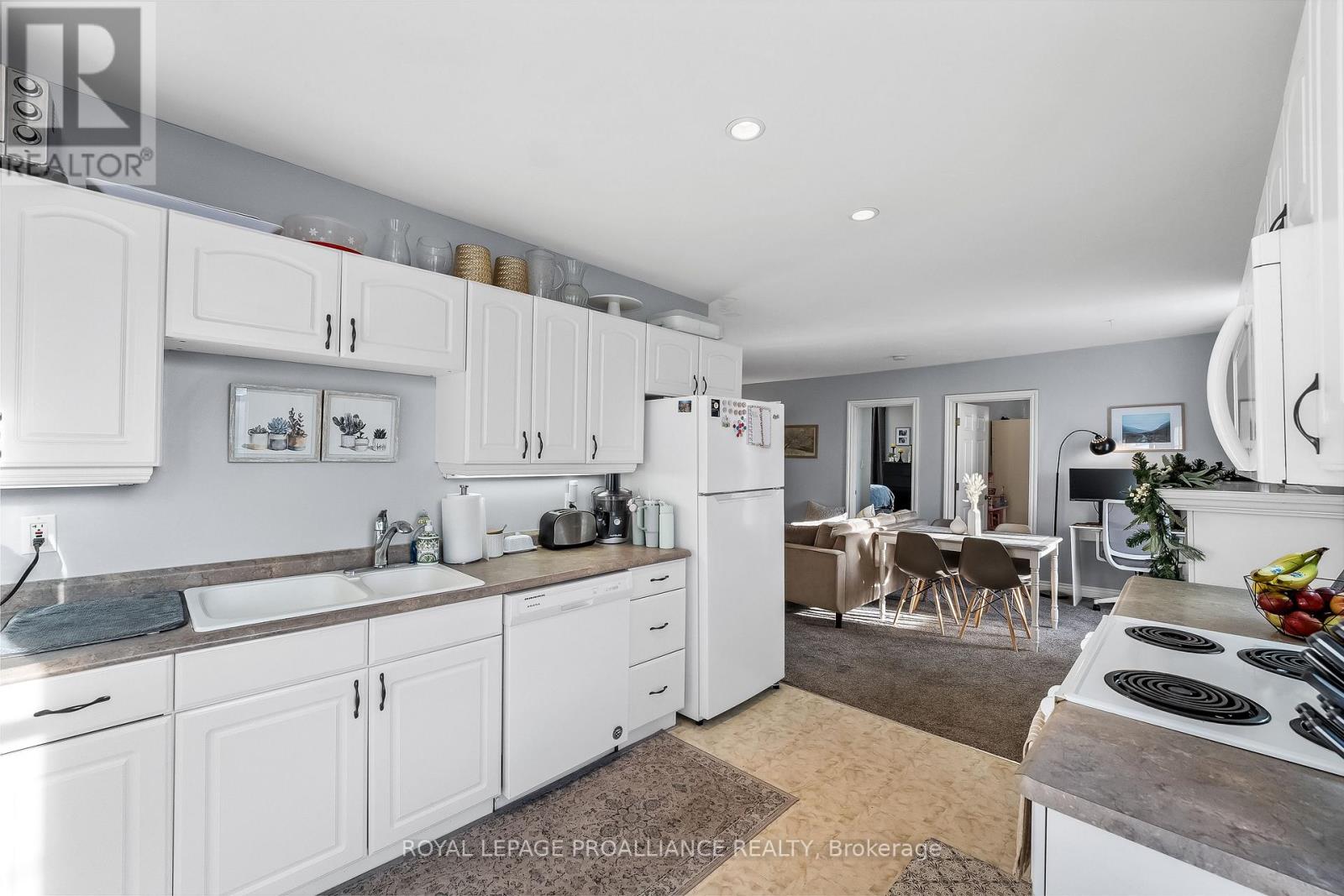 B - 220 Walton Street, Port Hope, Ontario  L1A 1N9 - Photo 8 - X12960446