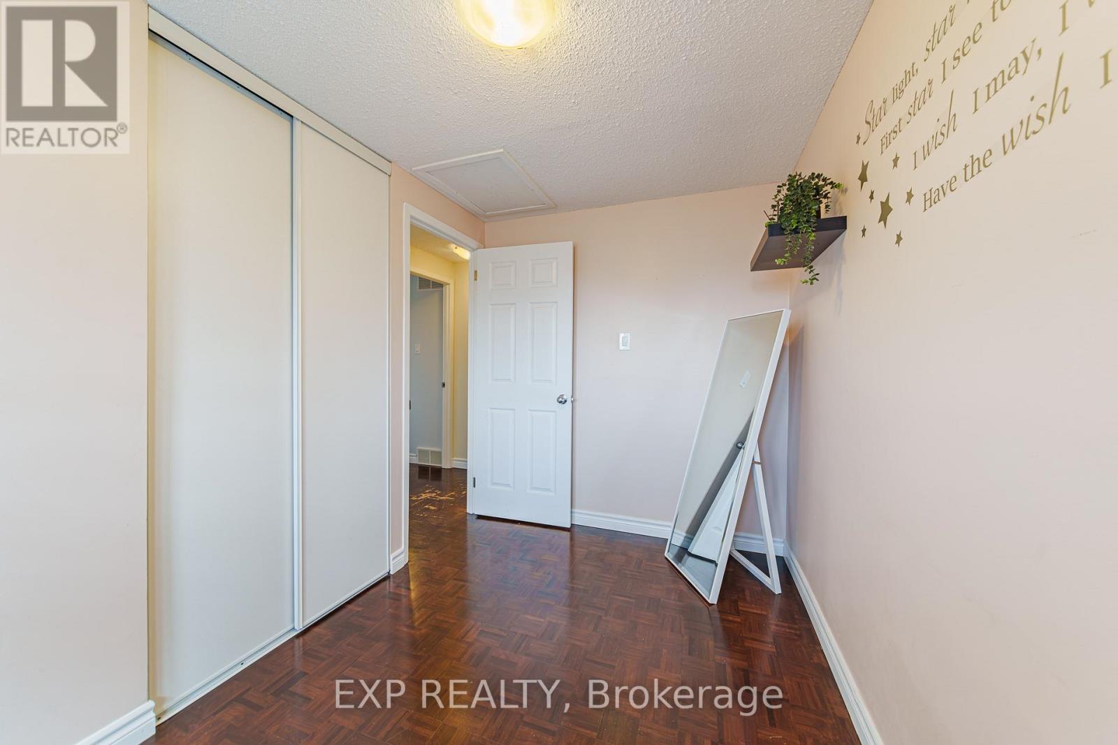 115 Sheldrake Drive, Ottawa, Ontario  K2L 1T1 - Photo 17 - X12961940