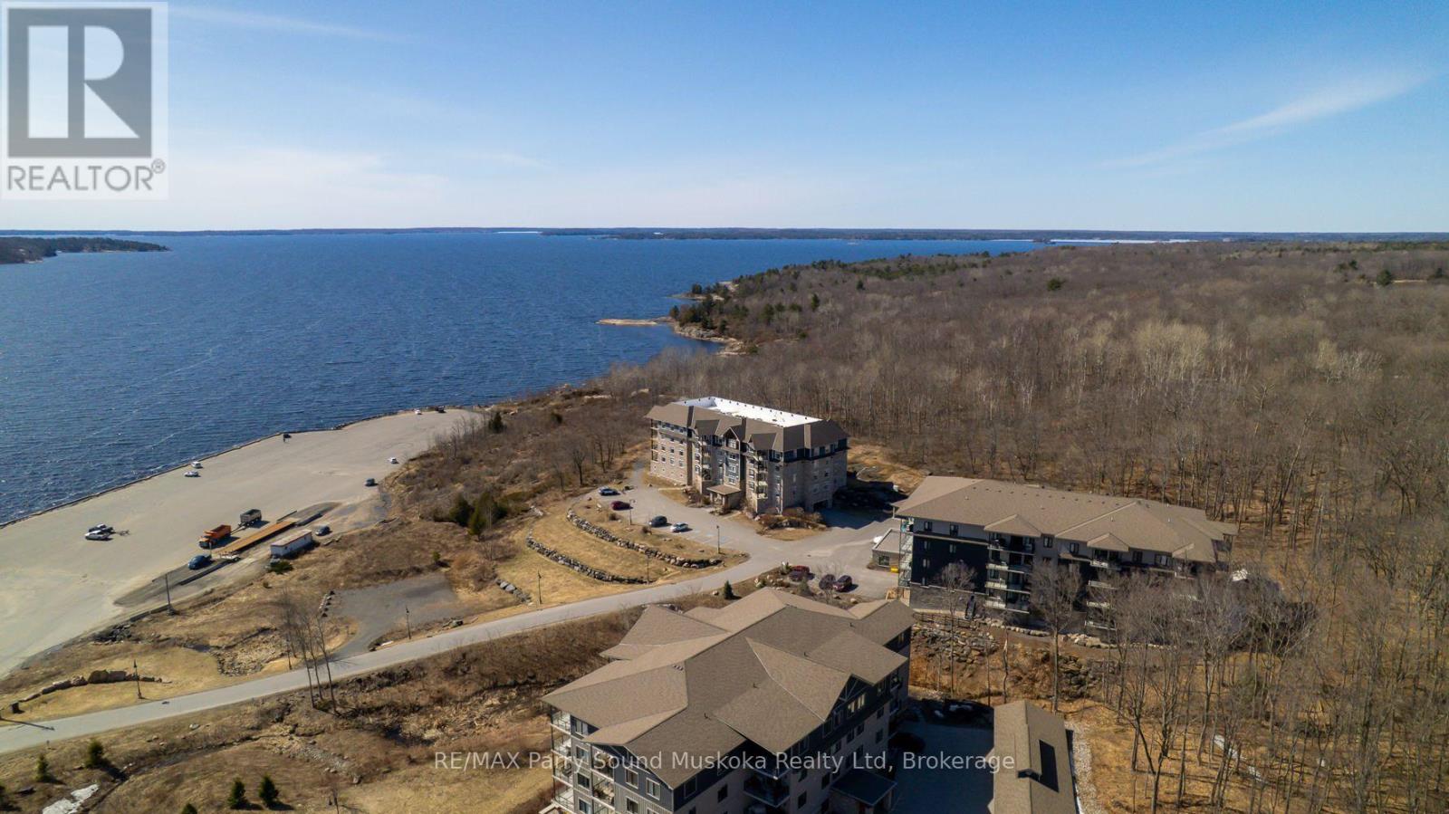 401 - 11b Salt Dock Road, Parry Sound, Ontario  P2A 3B6 - Photo 3 - X12961902
