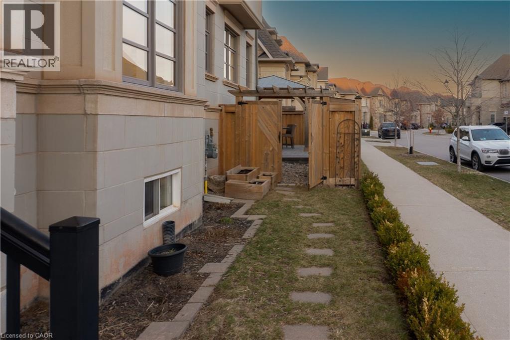 3191 Daniel Way, Oakville, Ontario  L6H 0V7 - Photo 7 - 40816186