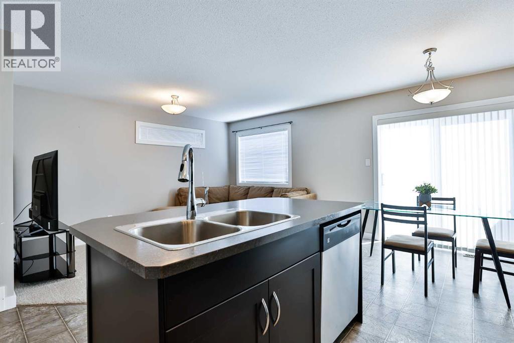 8, 213 Silkstone Road W, Lethbridge, Alberta  T1J 0J9 - Photo 5 - A2293010