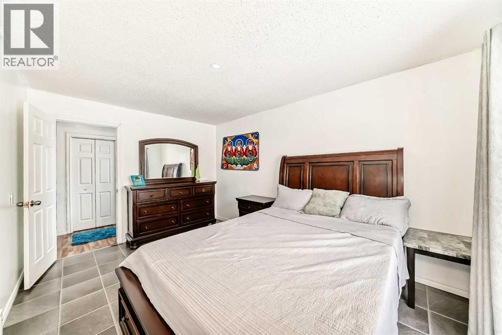 3803 49 Street NE, Calgary, Alberta  T1Y 1Y5 - Photo 11 - A2297953