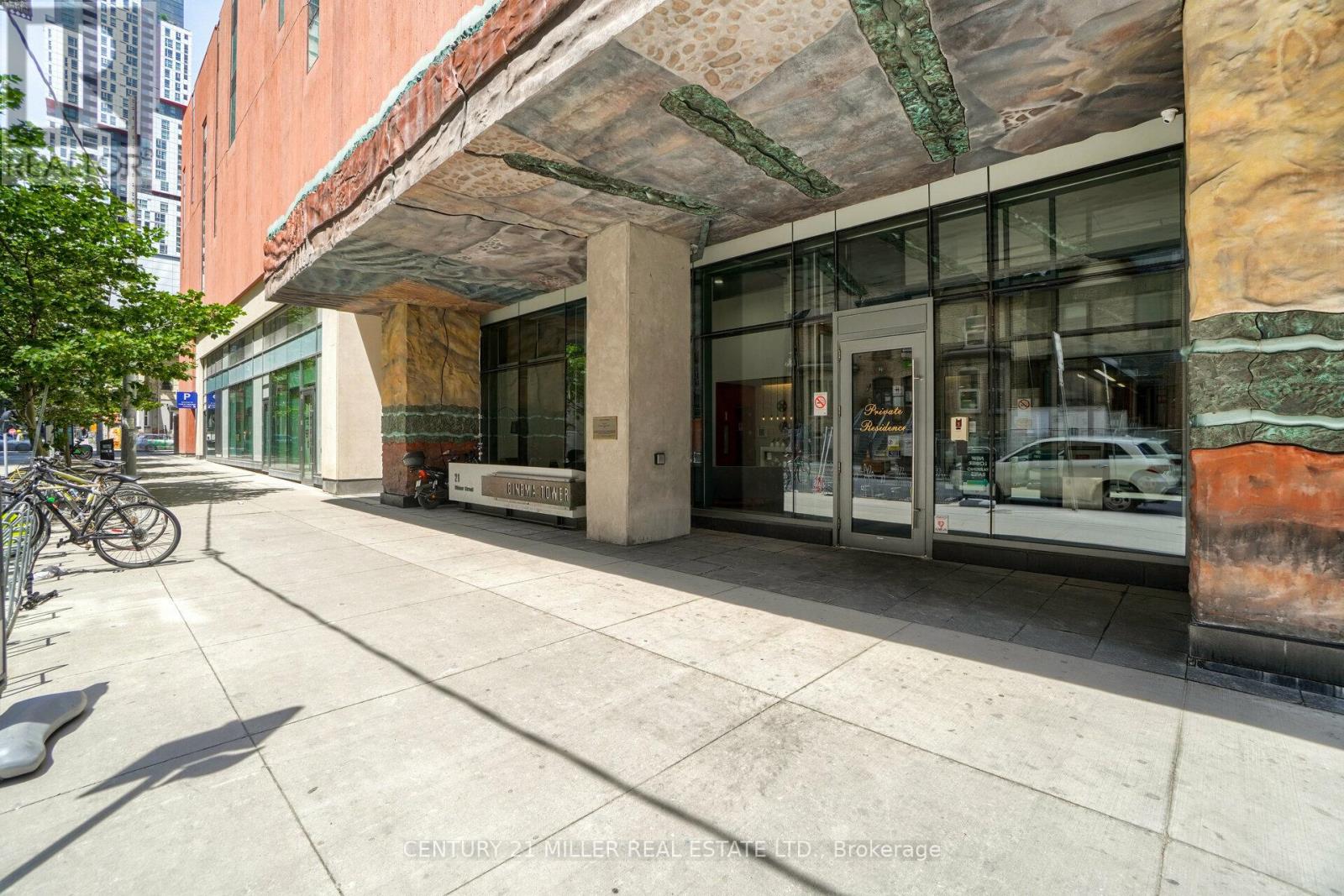 1709 - 21 Widmer Street, Toronto, Ontario  M5V 0B8 - Photo 2 - C12961864