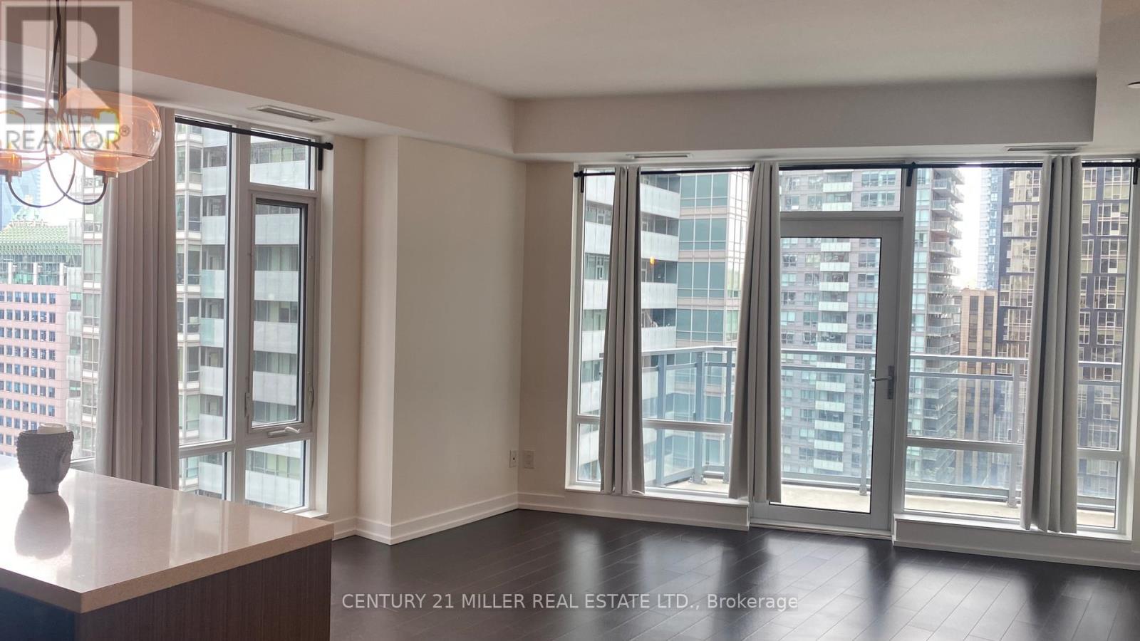 1709 - 21 Widmer Street, Toronto, Ontario  M5V 0B8 - Photo 8 - C12961864