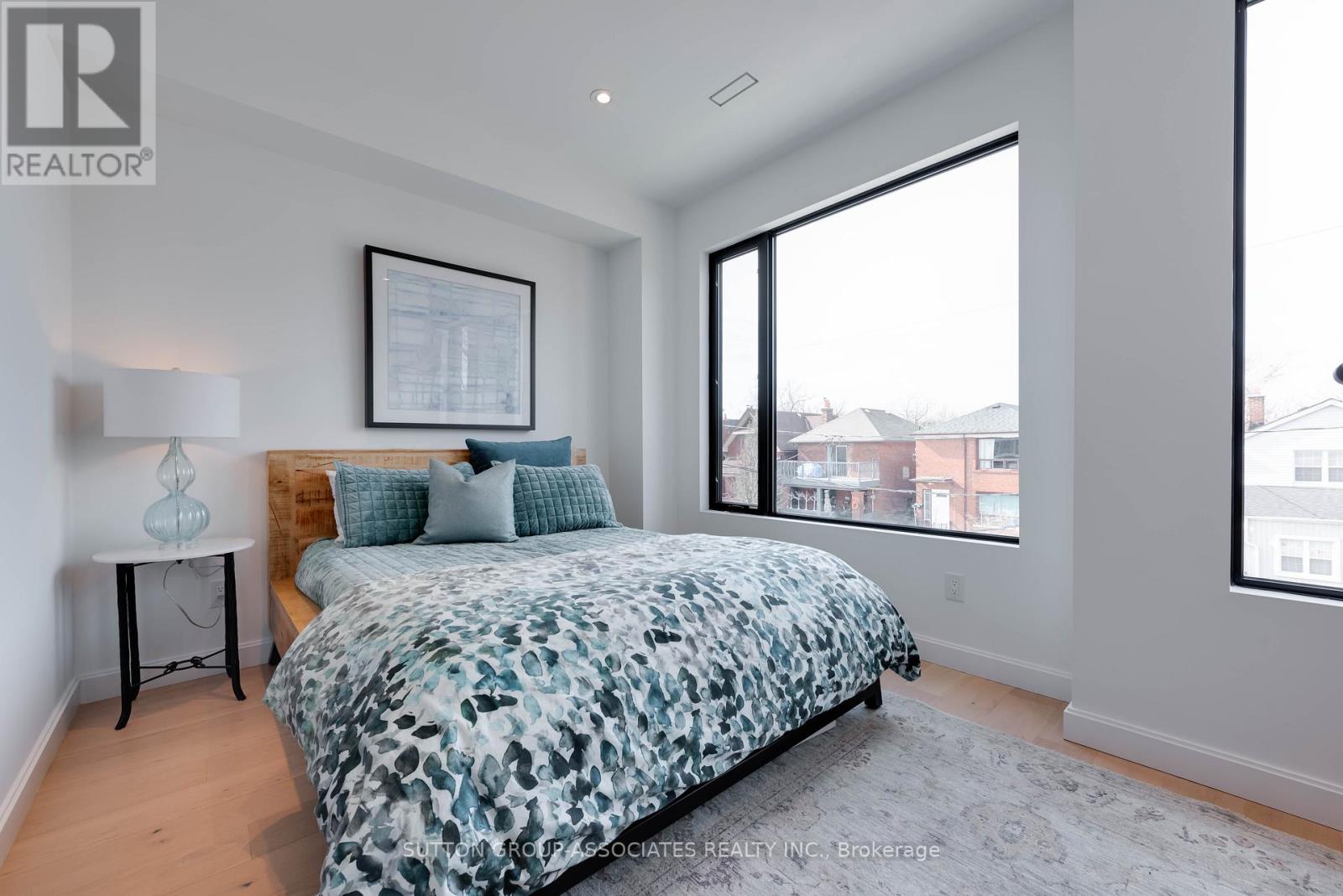 243 Robina Avenue, Toronto, Ontario  M6C 3Y9 - Photo 22 - C12961914