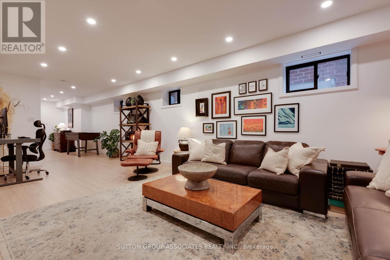 243 Robina Avenue, Toronto, Ontario  M6C 3Y9 - Photo 33 - C12961914