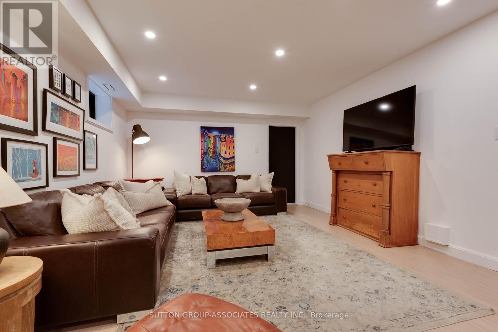 243 Robina Avenue, Toronto, Ontario  M6C 3Y9 - Photo 35 - C12961914