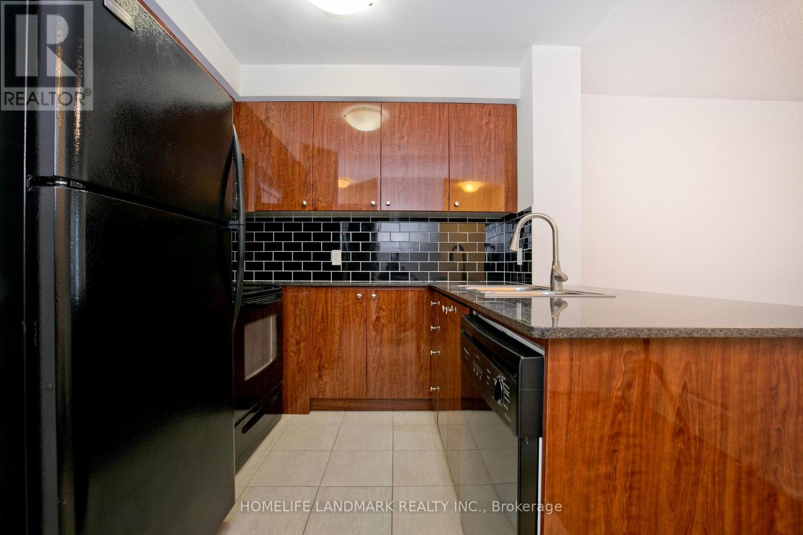 1001 - 5791 Yonge Street, Toronto, Ontario  M2M 0A8 - Photo 7 - C12961924