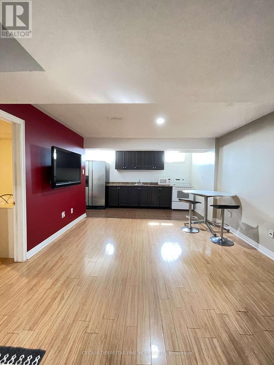 Bsmt - 294 Wildberry Crescent, Vaughan, Ontario  L4H 2H6 - Photo 11 - N12961942