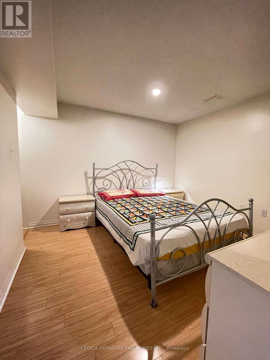 Bsmt - 294 Wildberry Crescent, Vaughan, Ontario  L4H 2H6 - Photo 2 - N12961942