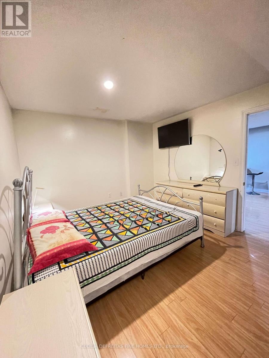 Bsmt - 294 Wildberry Crescent, Vaughan, Ontario  L4H 2H6 - Photo 20 - N12961942