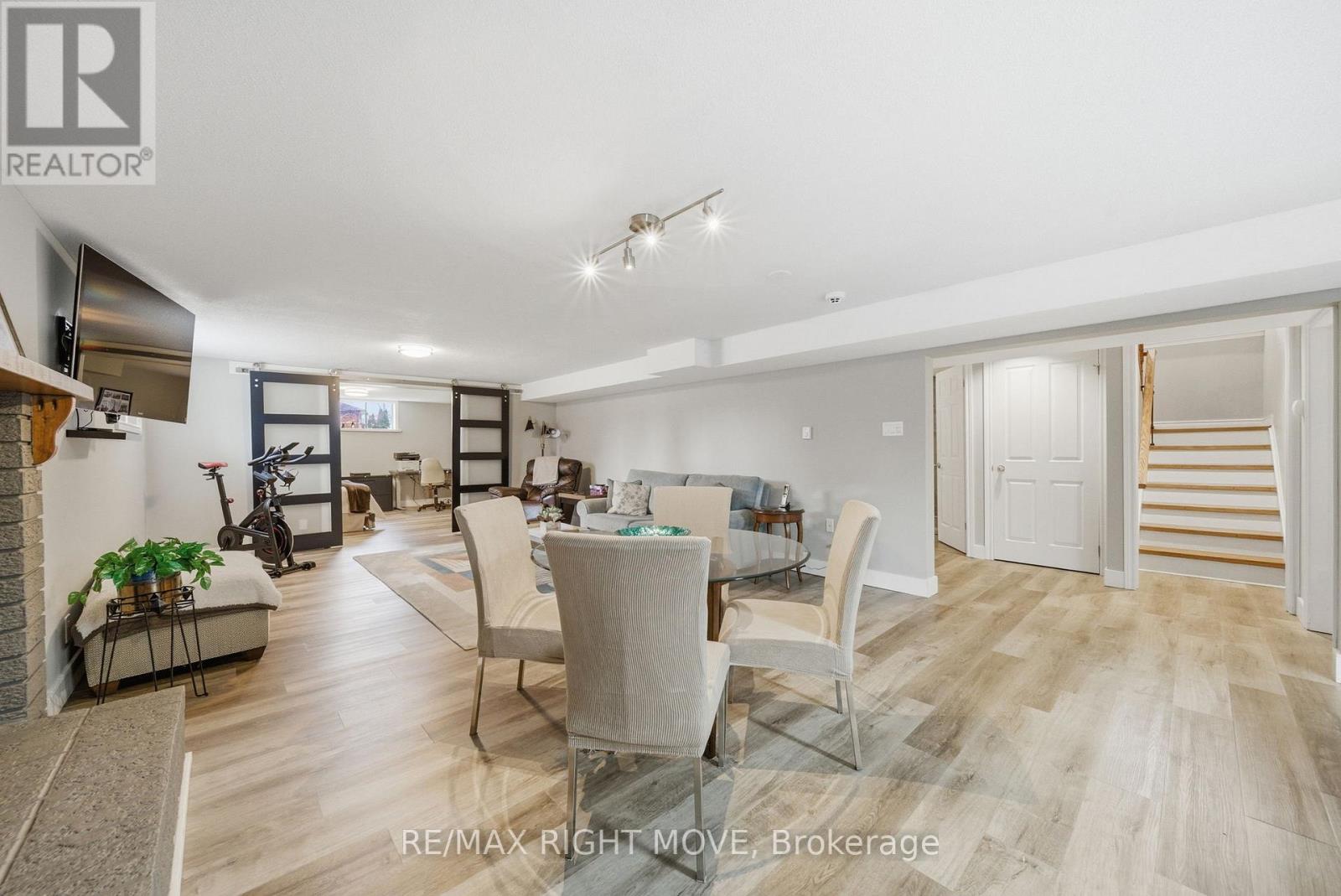 2 Lavender Court, Ramara, Ontario  L0K 1B0 - Photo 29 - S12961852