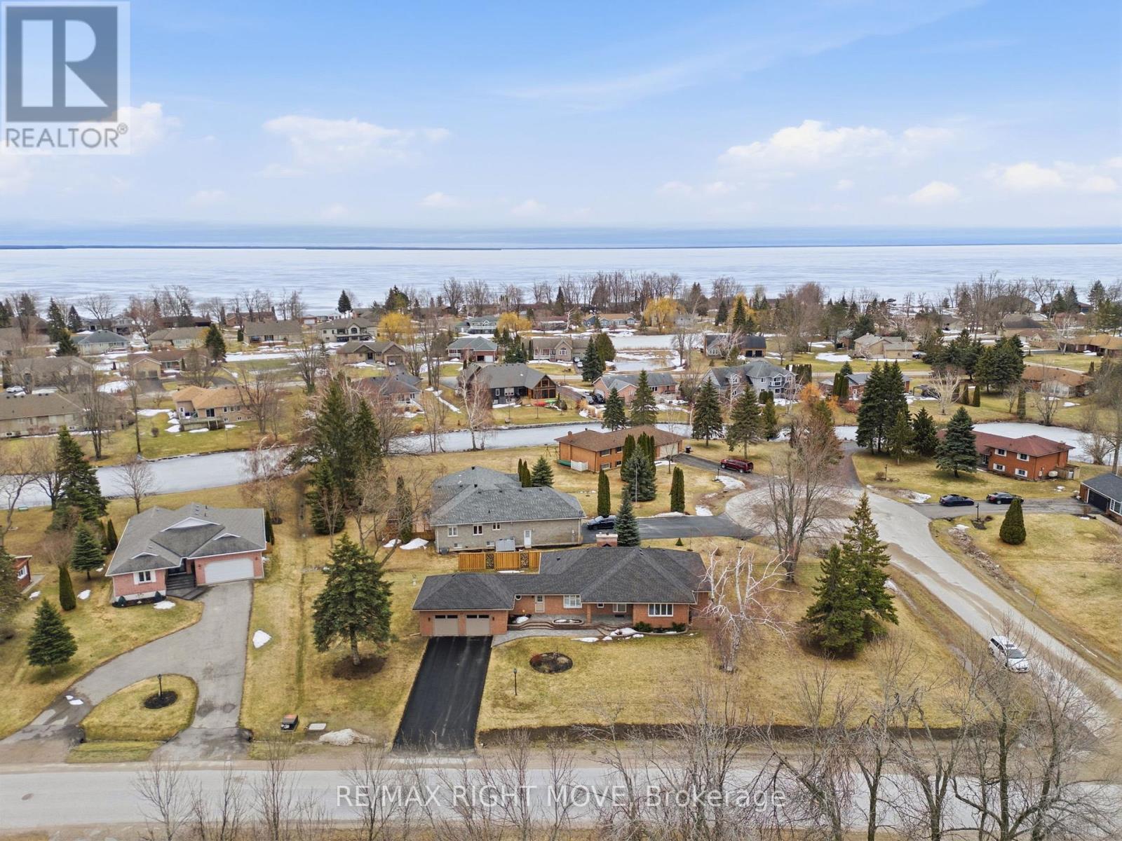 2 Lavender Court, Ramara, Ontario  L0K 1B0 - Photo 35 - S12961852