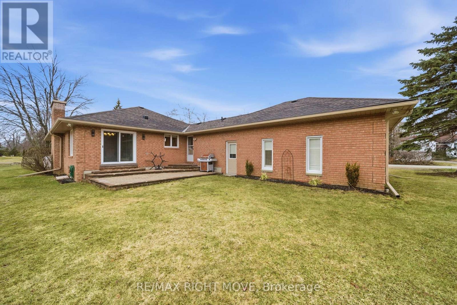 2 Lavender Court, Ramara, Ontario  L0K 1B0 - Photo 39 - S12961852