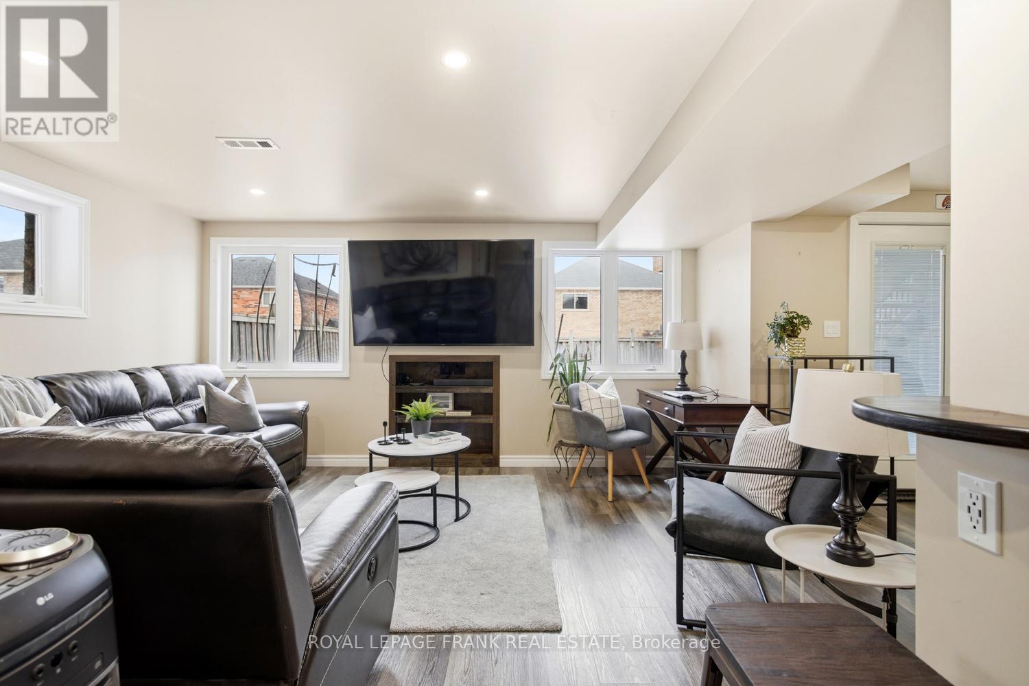 1612 Rockaway Street, Oshawa, Ontario  L1K 0L8 - Photo 15 - E12922972