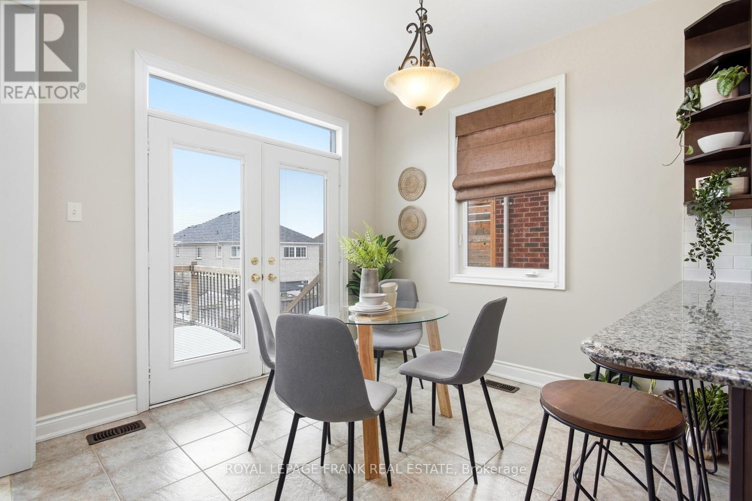 1612 Rockaway Street, Oshawa, Ontario  L1K 0L8 - Photo 8 - E12922972