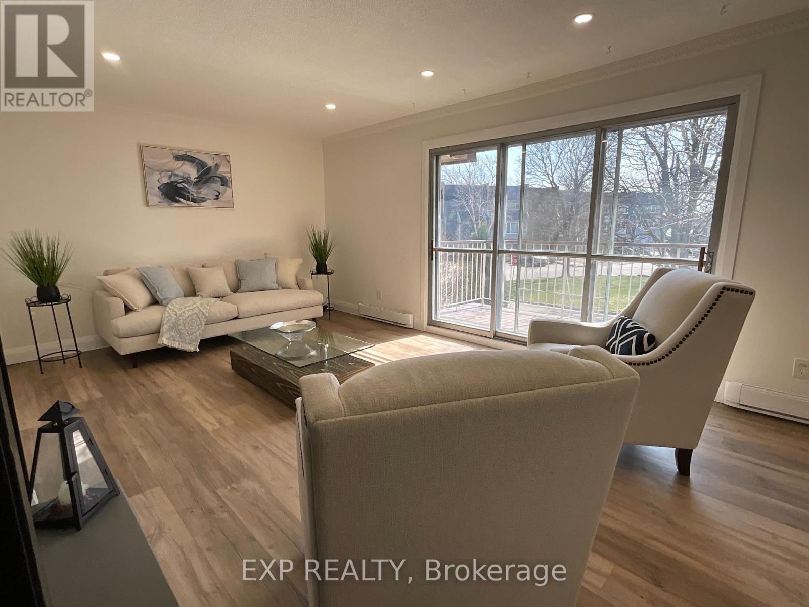 10 - 27 Tulip Street, Oakville, Ontario  L6L 3V3 - Photo 18 - W12961856