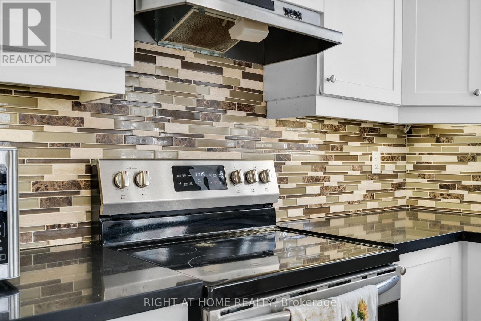 2 Shiff Crescent, Brampton, Ontario  L6Z 0B4 - Photo 15 - W12961862