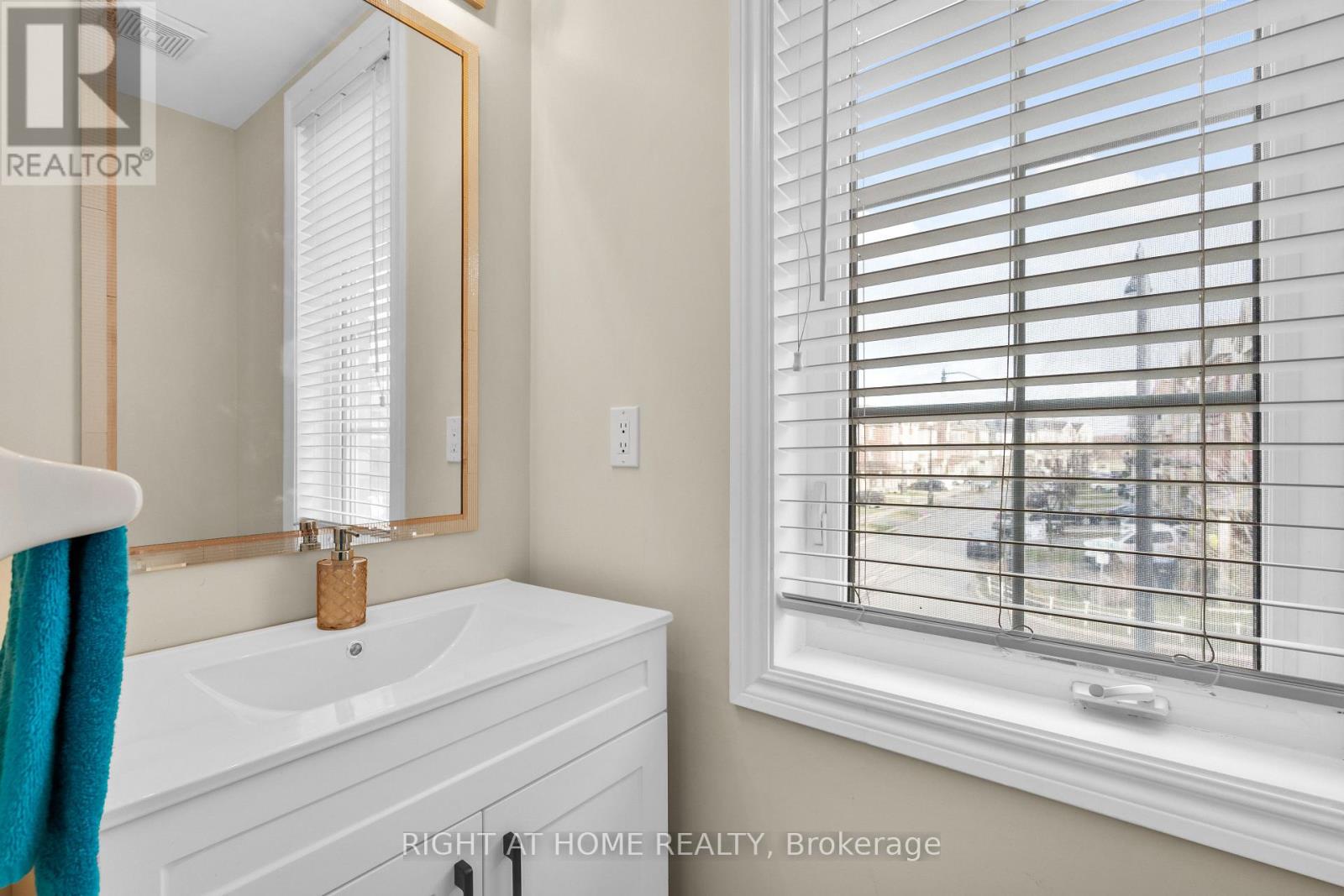 2 Shiff Crescent, Brampton, Ontario  L6Z 0B4 - Photo 20 - W12961862