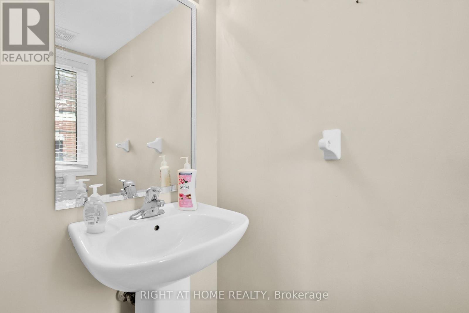 2 Shiff Crescent, Brampton, Ontario  L6Z 0B4 - Photo 21 - W12961862