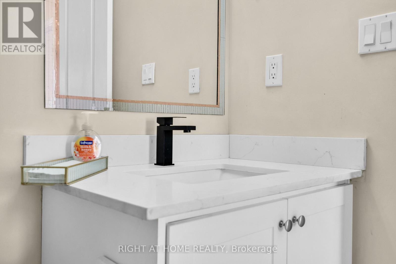 2 Shiff Crescent, Brampton, Ontario  L6Z 0B4 - Photo 25 - W12961862