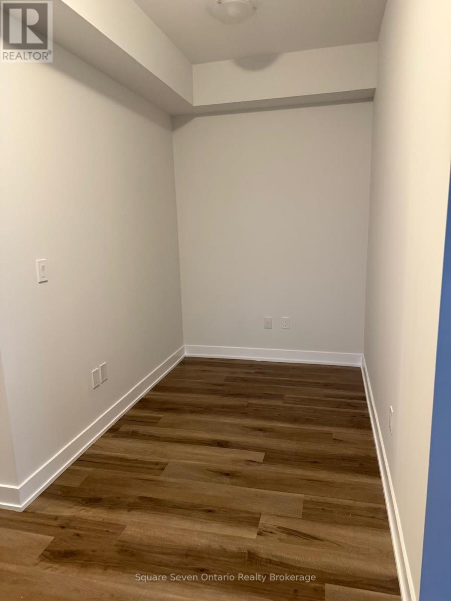 4911 - 430 Square One Drive, Mississauga, Ontario  L5B 0L6 - Photo 11 - W12961876