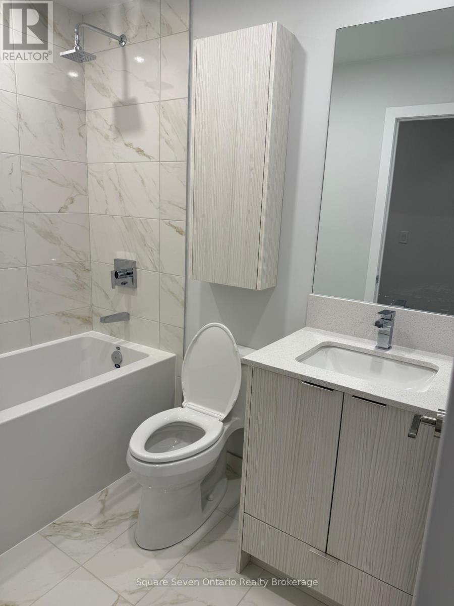 4911 - 430 Square One Drive, Mississauga, Ontario  L5B 0L6 - Photo 12 - W12961876