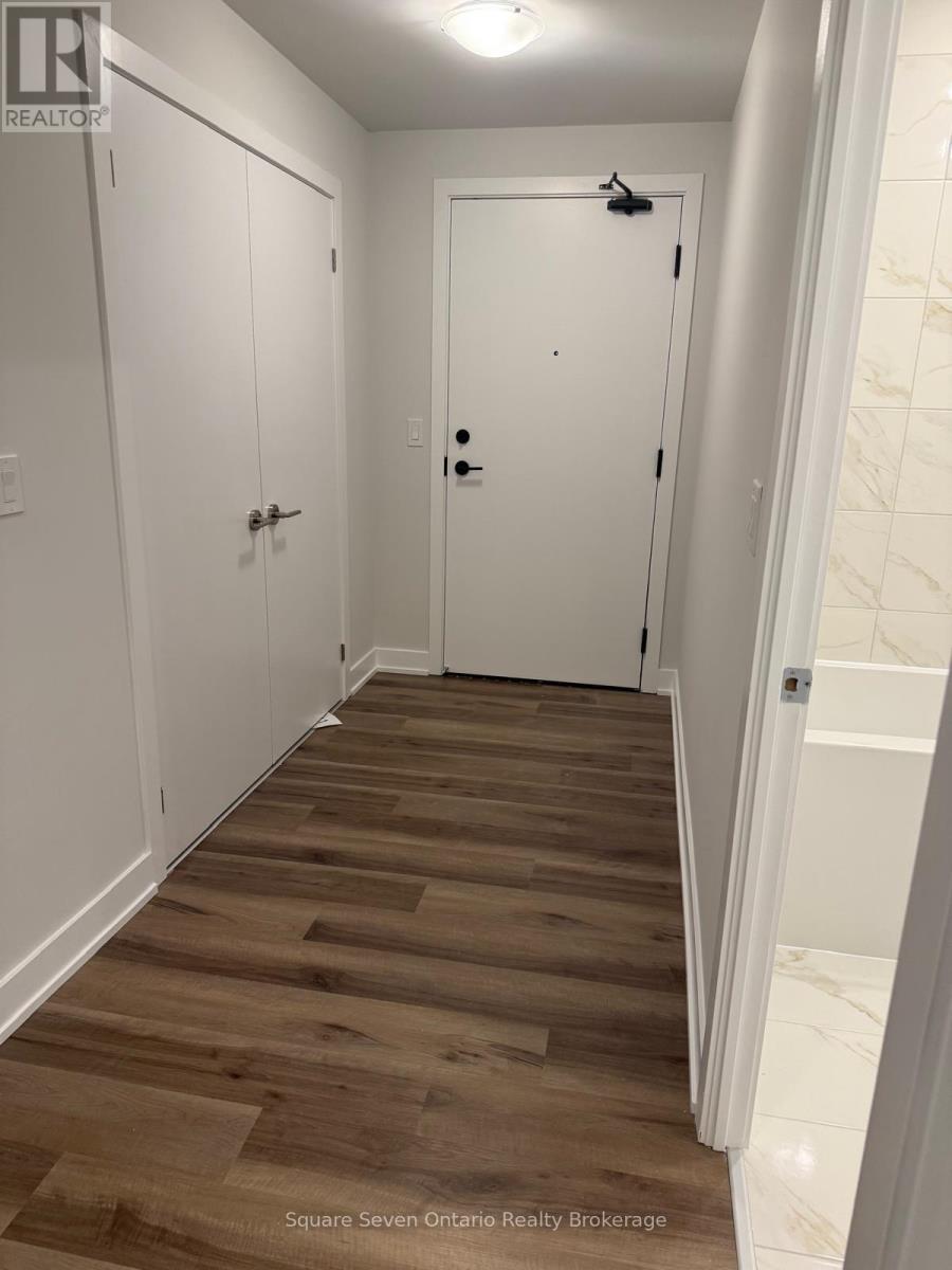 4911 - 430 Square One Drive, Mississauga, Ontario  L5B 0L6 - Photo 2 - W12961876