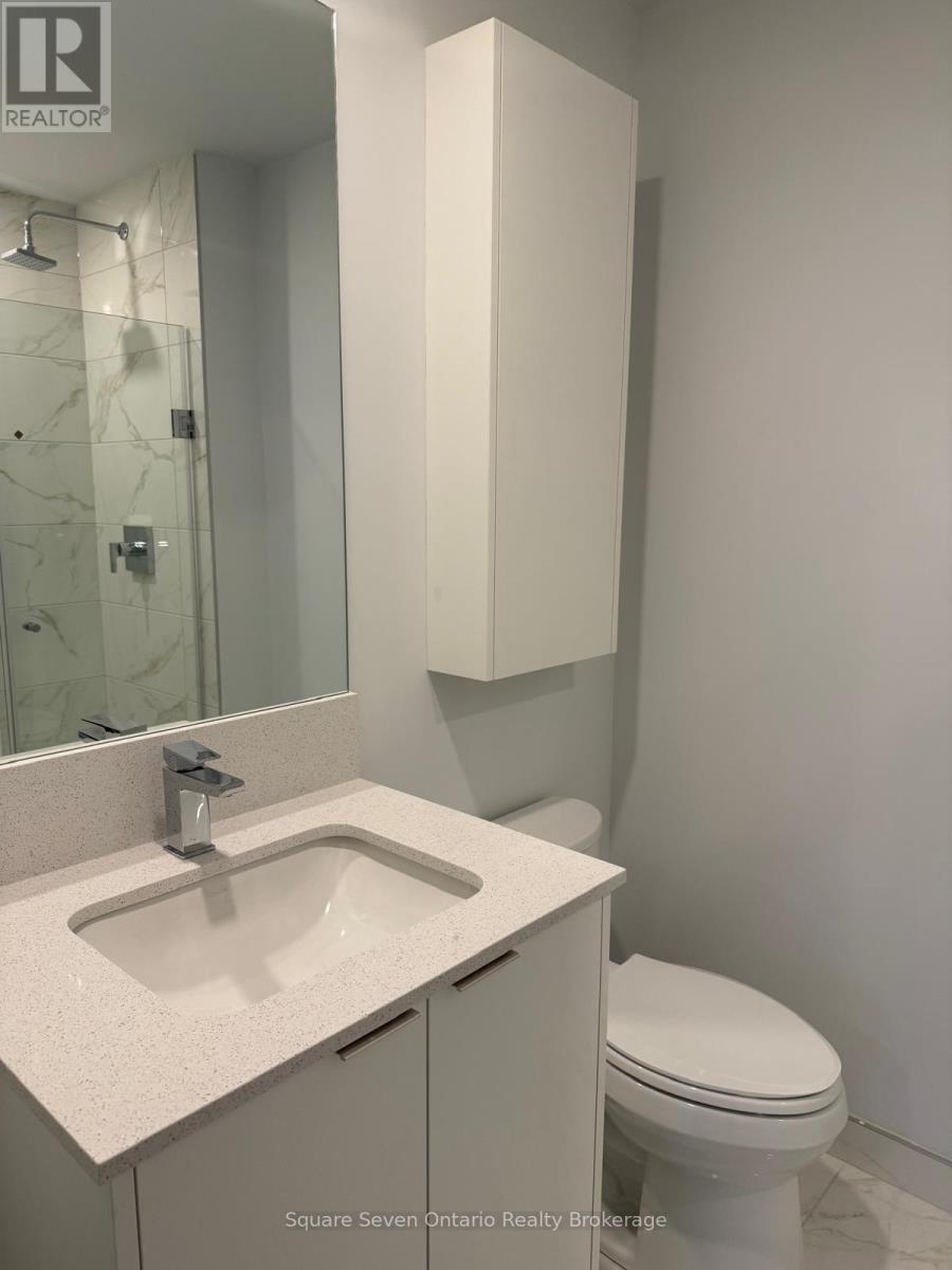 4911 - 430 Square One Drive, Mississauga, Ontario  L5B 0L6 - Photo 8 - W12961876