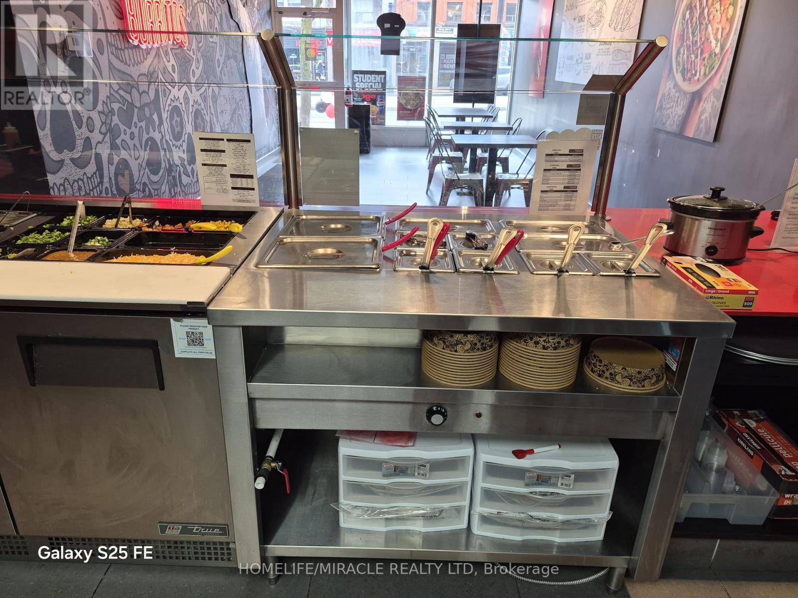 1222 St Clair Avenue W, Toronto, Ontario  M6E 1B4 - Photo 13 - W12961882