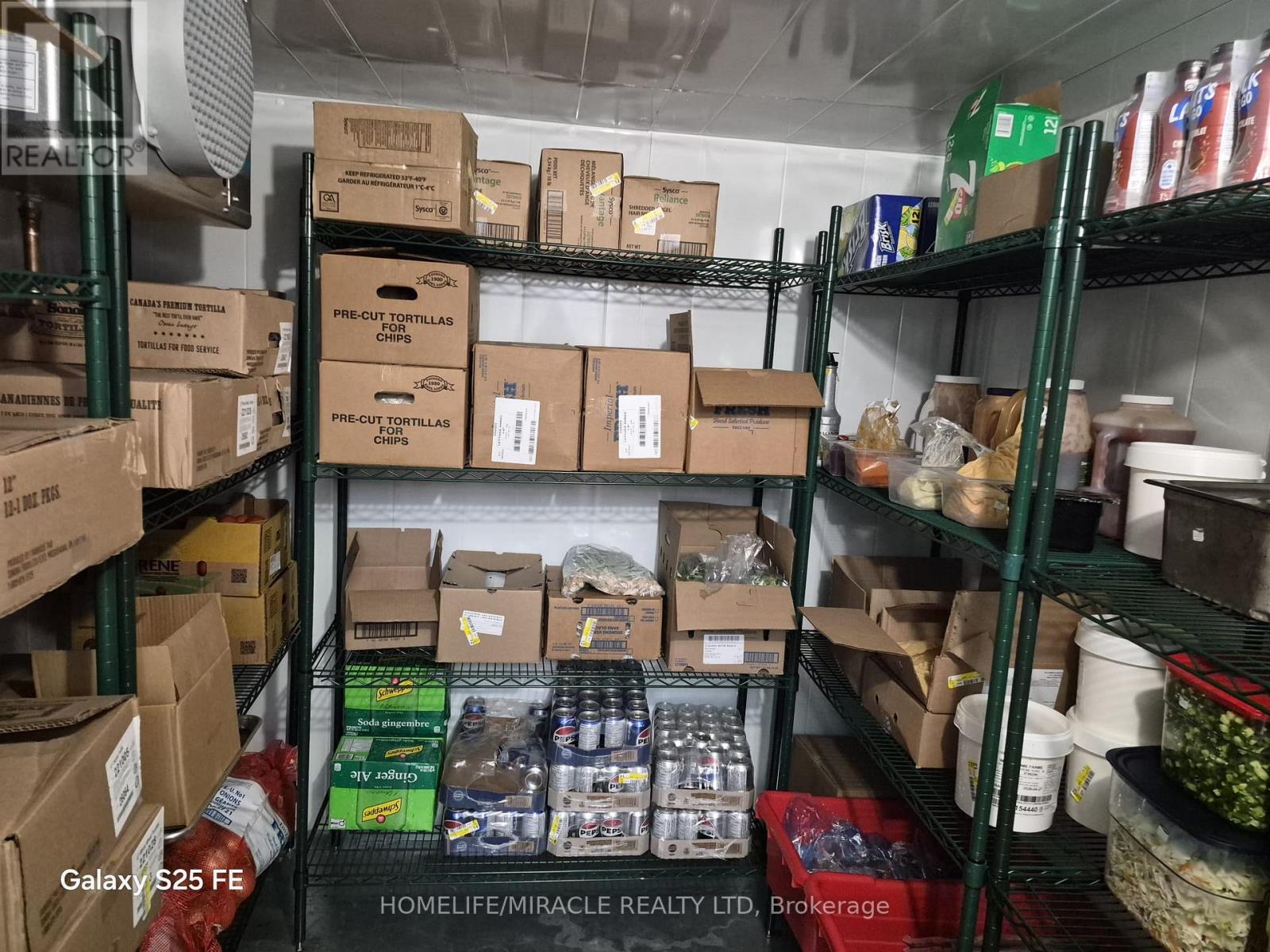 1222 St Clair Avenue W, Toronto, Ontario  M6E 1B4 - Photo 4 - W12961882