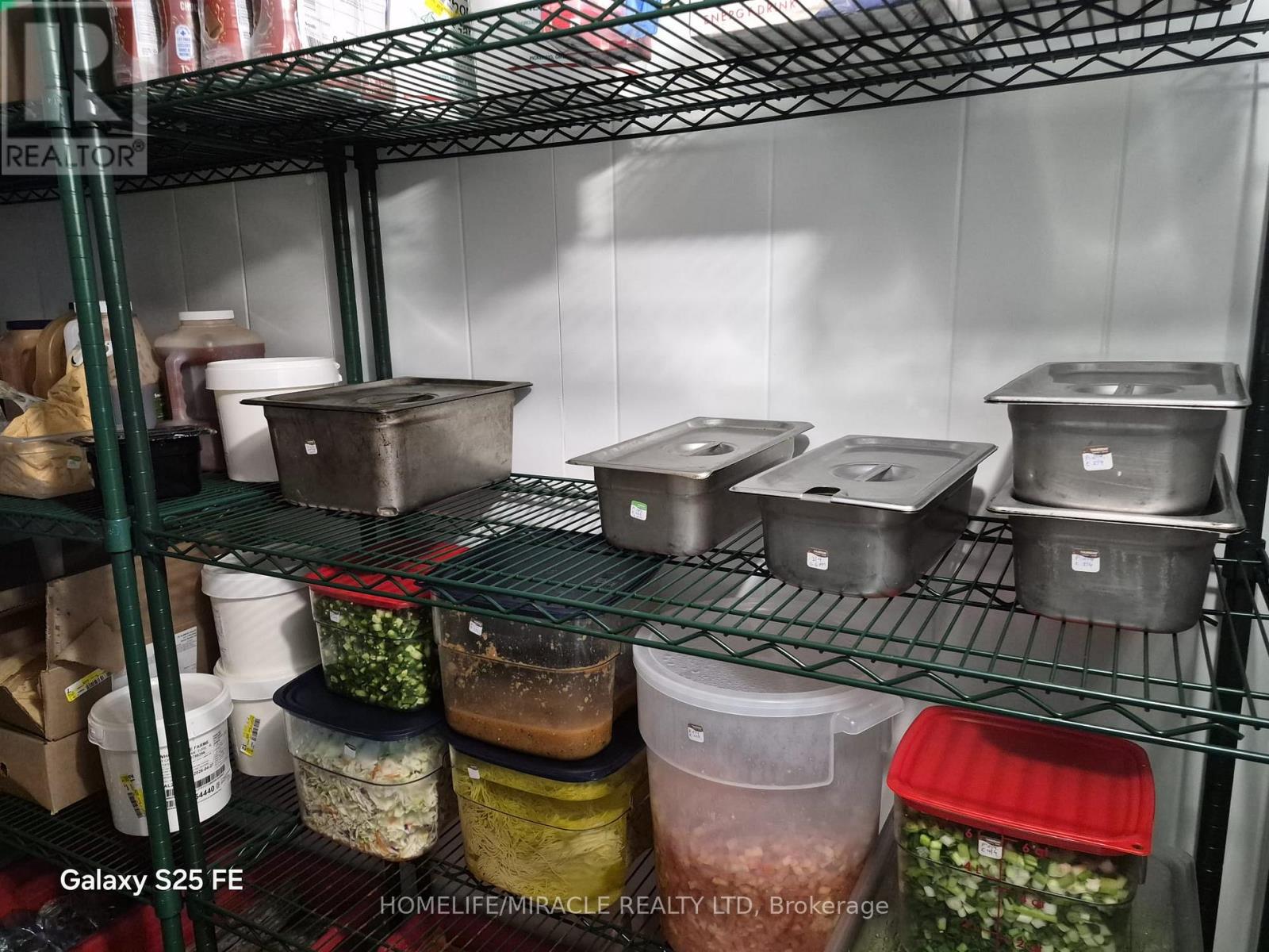 1222 St Clair Avenue W, Toronto, Ontario  M6E 1B4 - Photo 8 - W12961882