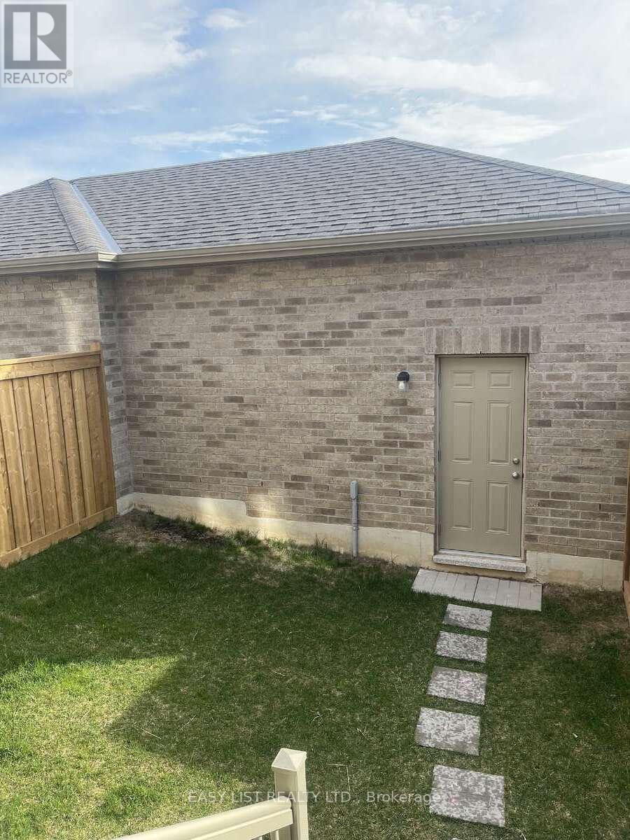 4061 Sixth Line, Oakville, Ontario  L6H 3P8 - Photo 15 - W12961890