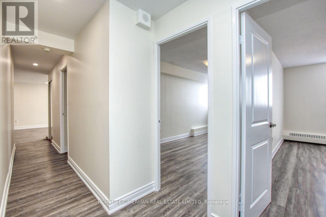 1511 - 320 Dixon Road, Toronto, Ontario  M9R 1S8 - Photo 14 - W12961894