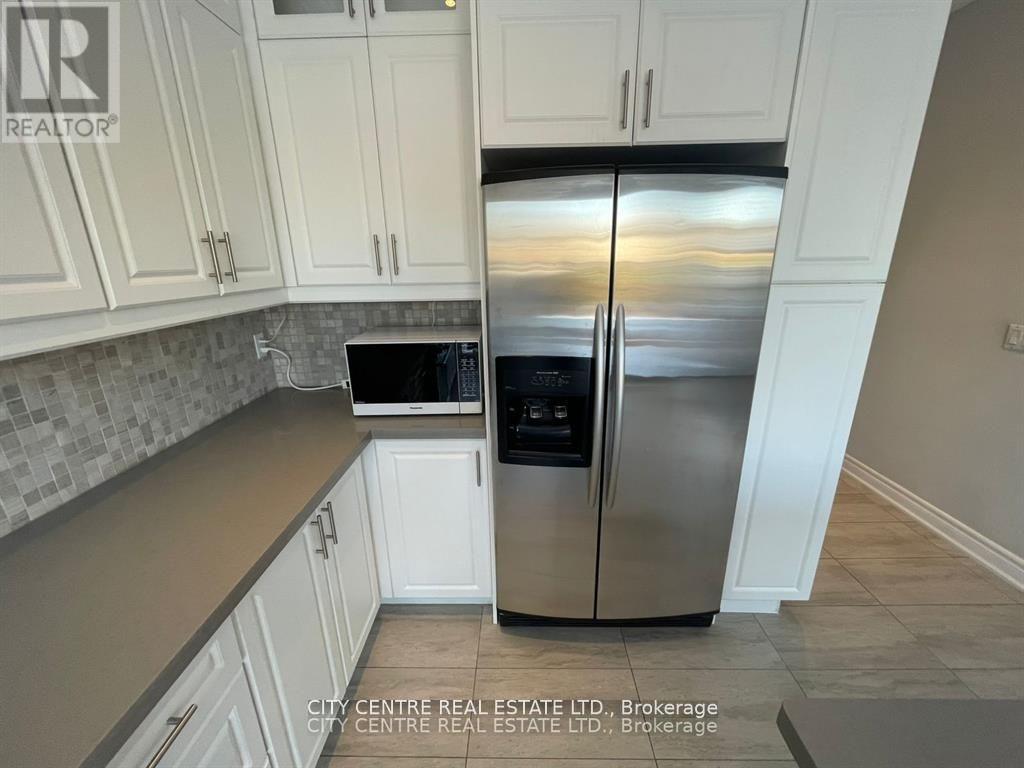 4777 Glasshill Grove, Mississauga, Ontario  L5M 7R6 - Photo 24 - W12961910