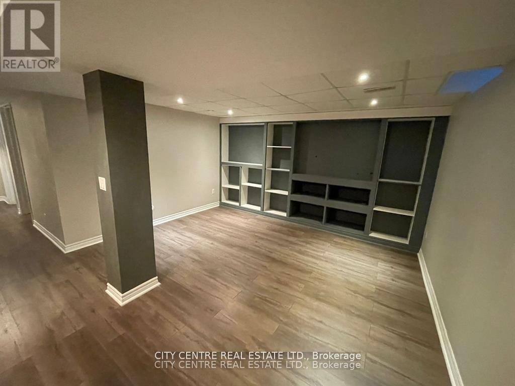 4777 Glasshill Grove, Mississauga, Ontario  L5M 7R6 - Photo 32 - W12961910